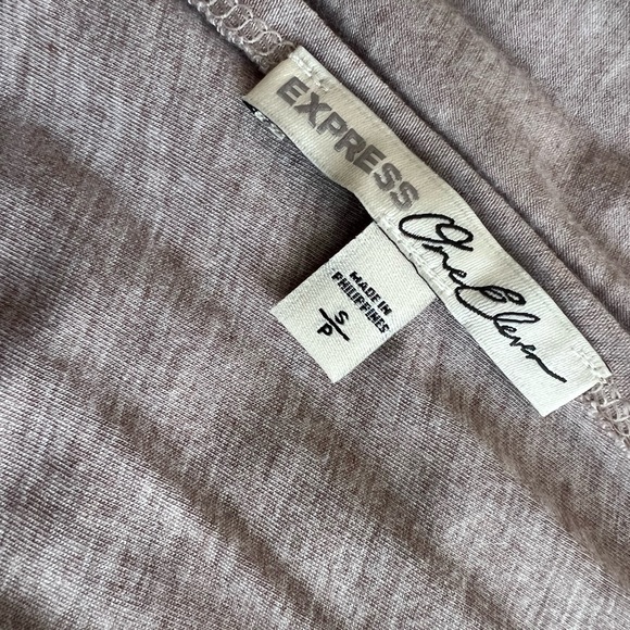 Express Neutral Long Sleeved Open Back Blouse (S) - Picture 4 of 5